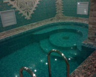 Бассейн с римской лестницей